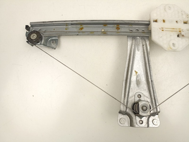 Recambio de elevalunas trasero izquierdo para dacia sandero ii 1.5 blue dci 95 (b8jl) referencia OEM IAM 827217198R  