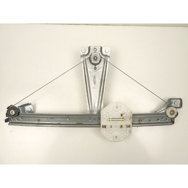 Recambio de elevalunas trasero derecho para dacia sandero ii 1.5 blue dci 95 (b8jl) referencia OEM IAM 827202131R  