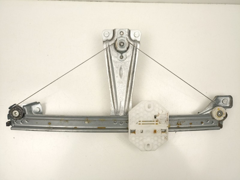 Recambio de elevalunas trasero derecho para dacia sandero ii 1.5 blue dci 95 (b8jl) referencia OEM IAM 827202131R  