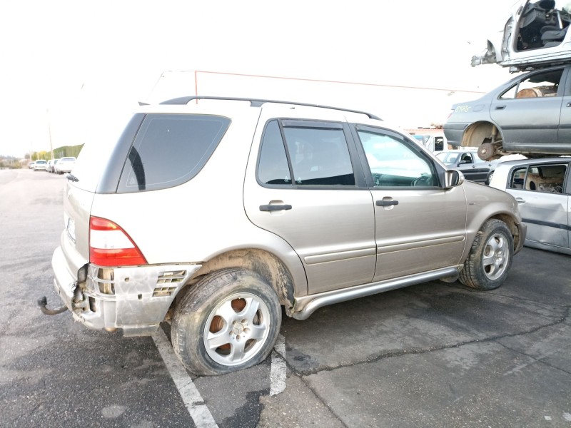 mercedes-benz clase m (w163) del año 1999