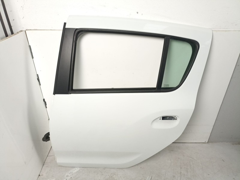 Recambio de puerta trasera izquierda para dacia sandero ii 1.5 blue dci 95 (b8jl) referencia OEM IAM 821017625R  