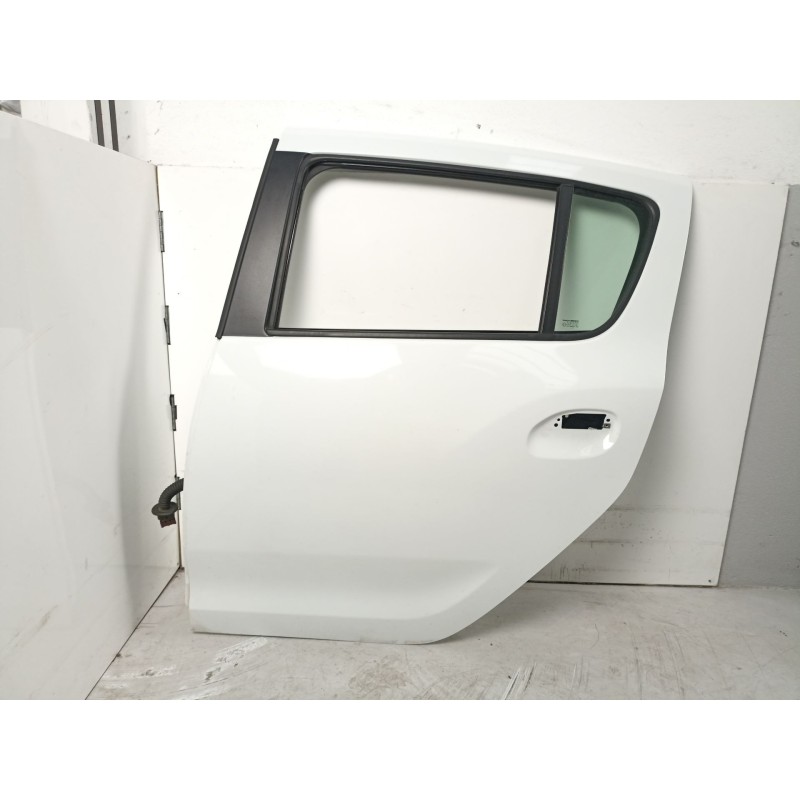 Recambio de puerta trasera izquierda para dacia sandero ii 1.5 blue dci 95 (b8jl) referencia OEM IAM 821017625R  