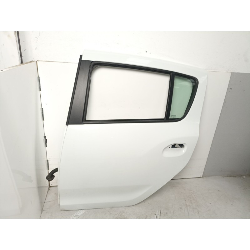 Recambio de puerta trasera izquierda para dacia sandero ii 1.5 blue dci 95 (b8jl) referencia OEM IAM 821017625R  