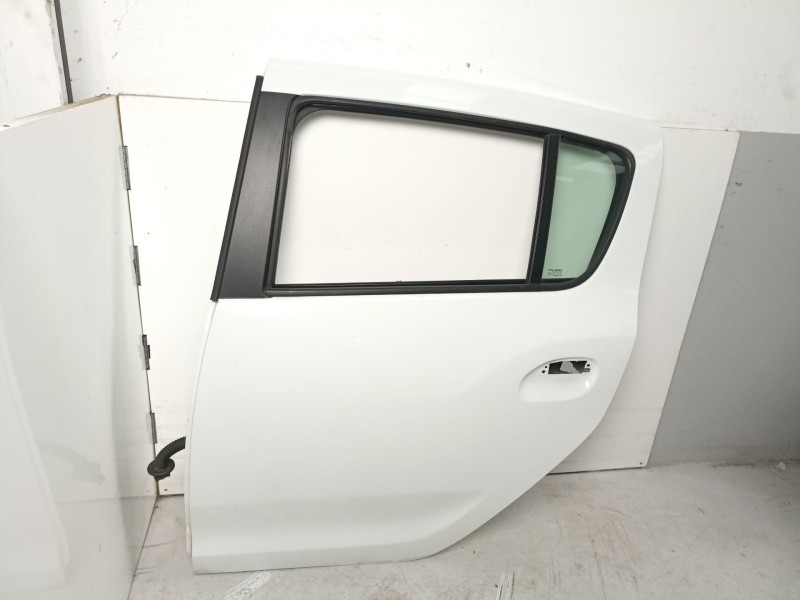 Recambio de puerta trasera izquierda para dacia sandero ii 1.5 blue dci 95 (b8jl) referencia OEM IAM 821017625R  