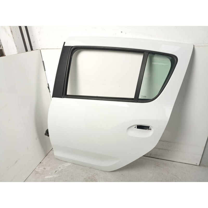 Recambio de puerta trasera izquierda para dacia sandero ii 1.5 blue dci 95 (b8jl) referencia OEM IAM 821017625R  