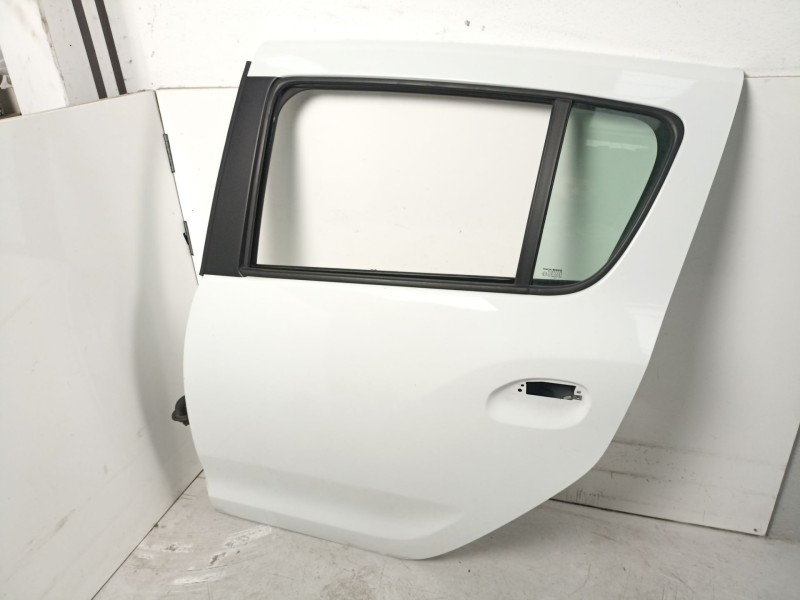 Recambio de puerta trasera izquierda para dacia sandero ii 1.5 blue dci 95 (b8jl) referencia OEM IAM 821017625R  