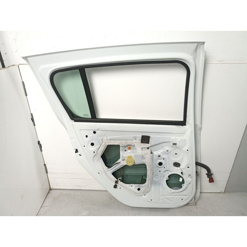Recambio de puerta trasera izquierda para dacia sandero ii 1.5 blue dci 95 (b8jl) referencia OEM IAM 821017625R  
