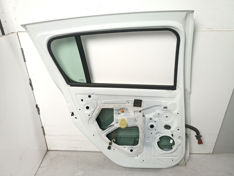 Recambio de puerta trasera izquierda para dacia sandero ii 1.5 blue dci 95 (b8jl) referencia OEM IAM 821017625R  