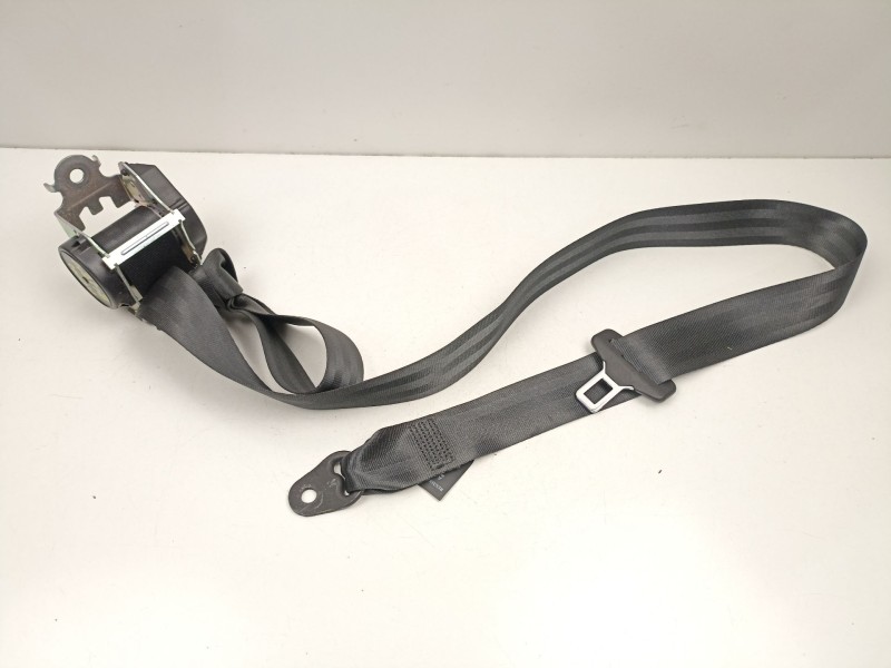 Recambio de cinturon seguridad trasero derecho para dacia sandero ii 1.5 blue dci 95 (b8jl) referencia OEM IAM 888416959R  