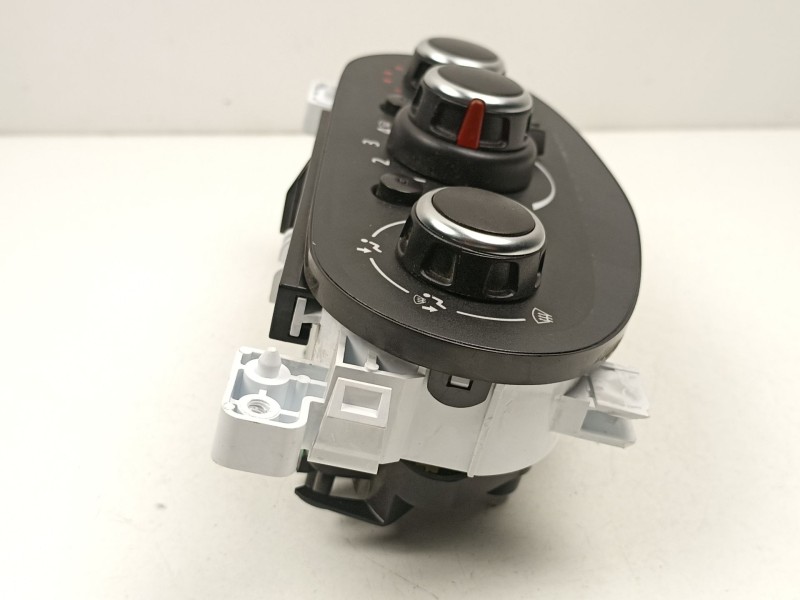 Recambio de mandos calefaccion aire para dacia sandero ii 1.5 blue dci 95 (b8jl) referencia OEM IAM 275108691R  