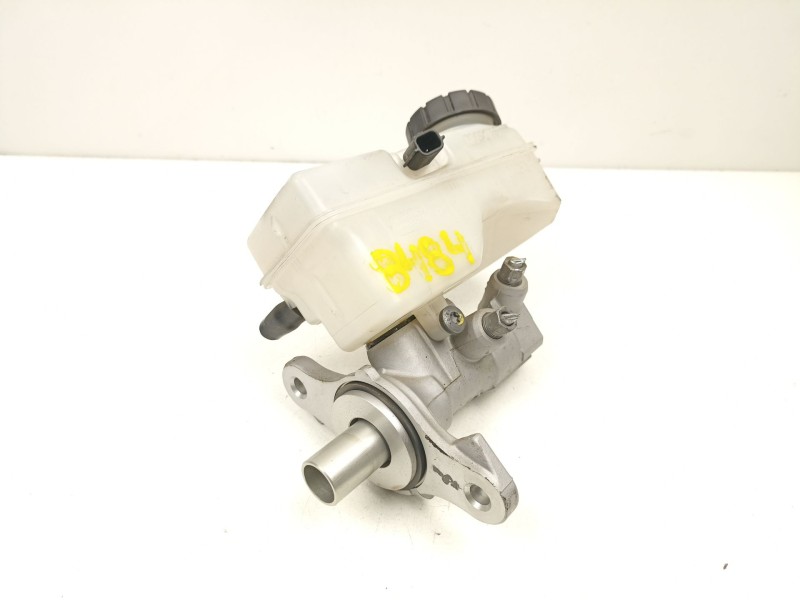 Recambio de bomba de freno para dacia sandero ii 1.5 blue dci 95 (b8jl) referencia OEM IAM 460111938R  