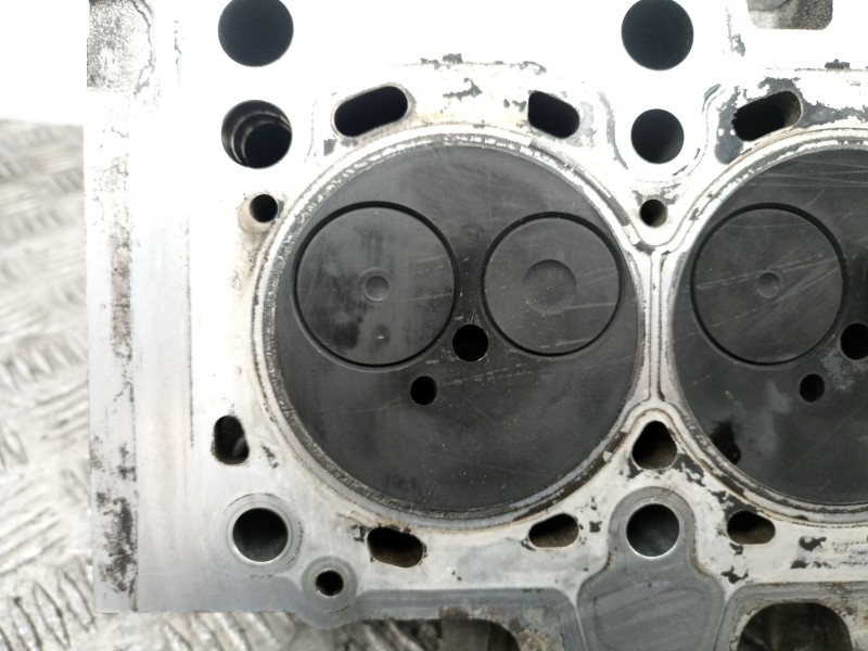 Recambio de culata turbo diesel para dacia sandero 1.5 dci referencia OEM IAM 110412587R  