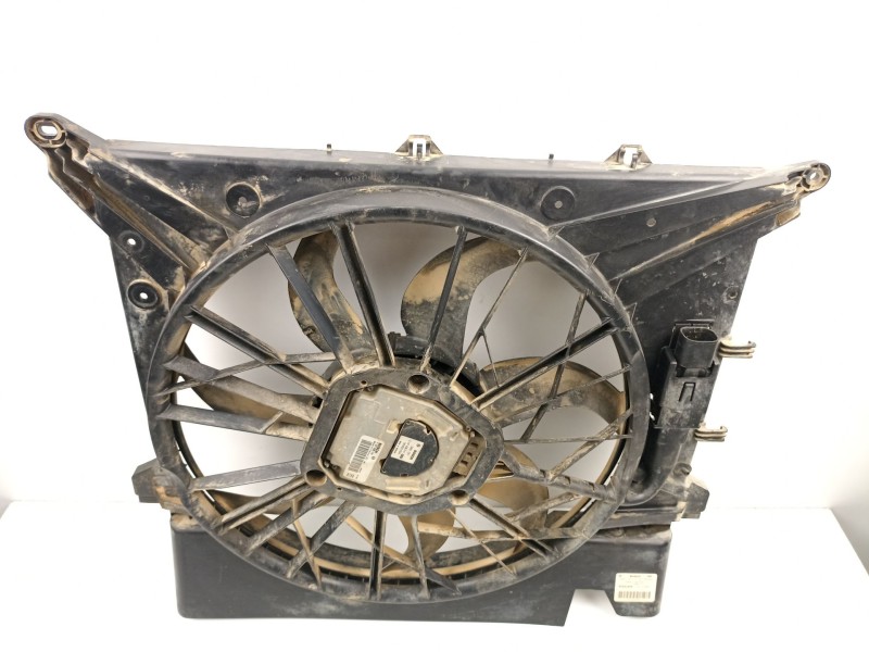 Recambio de electroventilador para volvo xc90 i (275) d5 awd referencia OEM IAM 31111543  
