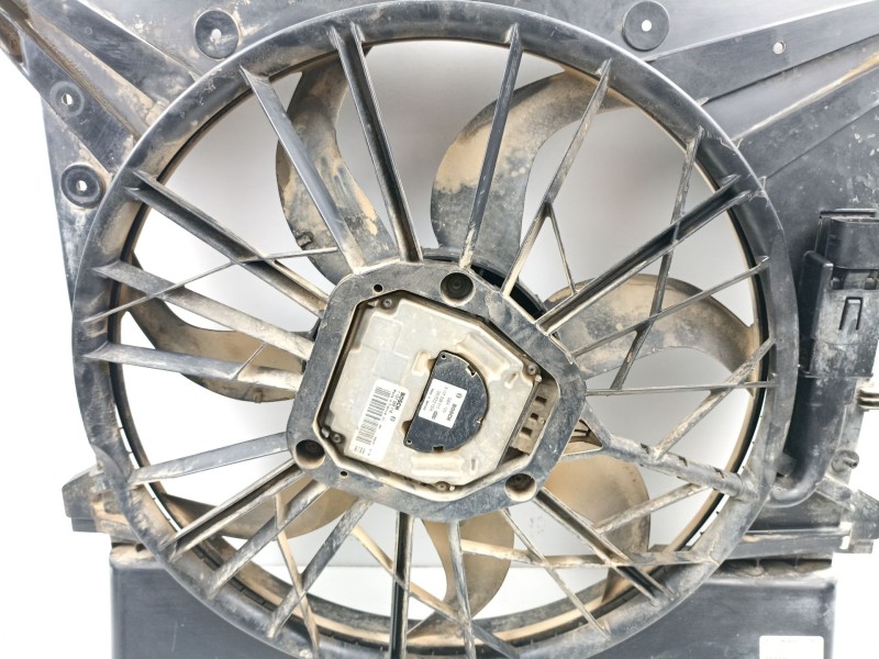 Recambio de electroventilador para volvo xc90 i (275) d5 awd referencia OEM IAM 31111543  
