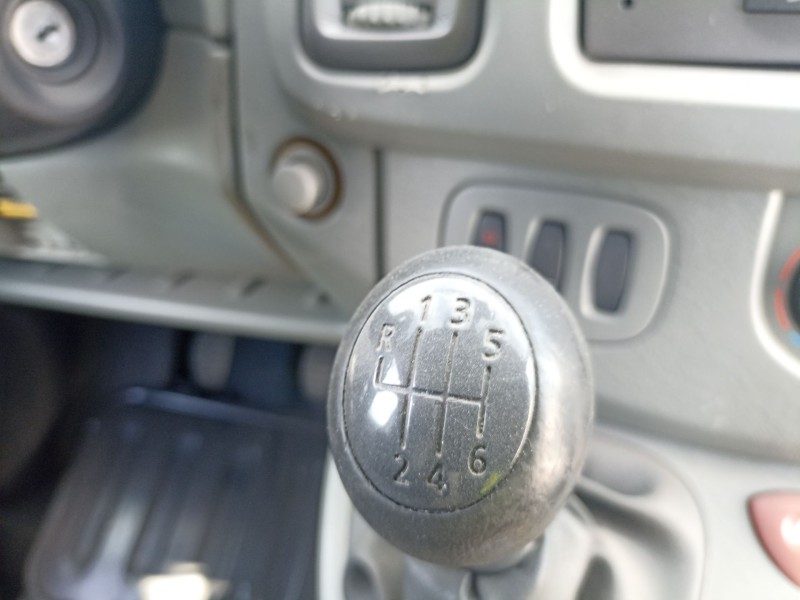 opel vivaro a autobús (x83) del año 2006