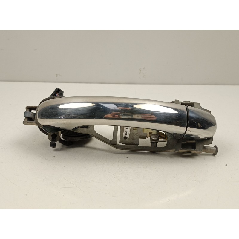 Recambio de manilla trasera derecha para volkswagen touareg (7la, 7l6, 7l7) 5.0 v10 tdi referencia OEM IAM 7L0839886A  