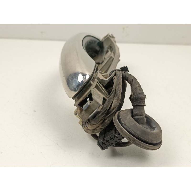 Recambio de manilla delantera derecha para volkswagen touareg (7la, 7l6, 7l7) 5.0 v10 tdi referencia OEM IAM 7L0837886C  