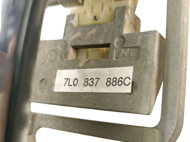 Recambio de manilla delantera derecha para volkswagen touareg (7la, 7l6, 7l7) 5.0 v10 tdi referencia OEM IAM 7L0837886C  