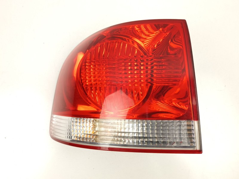 Recambio de piloto trasero izquierdo para volkswagen touareg (7la, 7l6, 7l7) 5.0 v10 tdi referencia OEM IAM 7L6945095K  