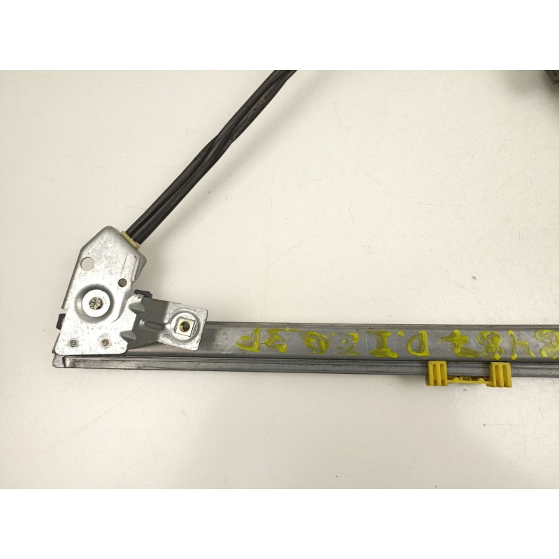 Recambio de elevalunas delantero izquierdo para renault megane i coach (da0/1_) 1.6 e (da0f) referencia OEM IAM 8200038151  