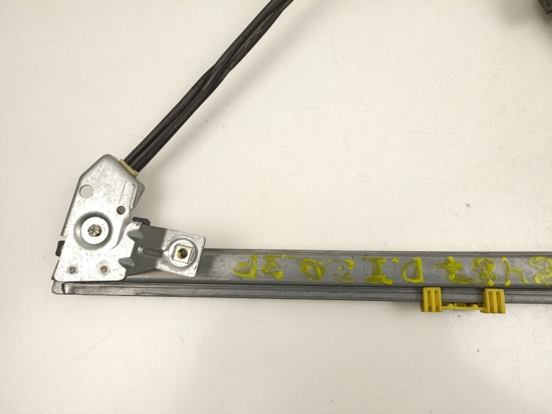 Recambio de elevalunas delantero izquierdo para renault megane i coach (da0/1_) 1.6 e (da0f) referencia OEM IAM 8200038151  