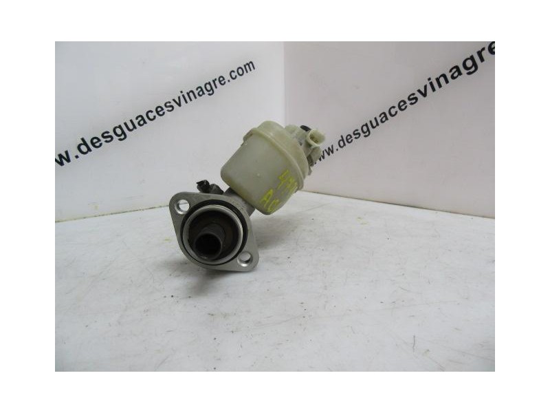 Recambio de bomba de freno : toyota avensis : 2.0 td -1cd-ftv (110,13) 4p [2001] para toyota avensis 2.0 td -1cd-ftv (110,13) re