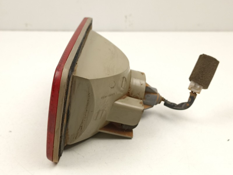 Recambio de piloto trasero izquierdo paragolpes para ssangyong musso (fj) 2.9 td referencia OEM IAM 8385005000  