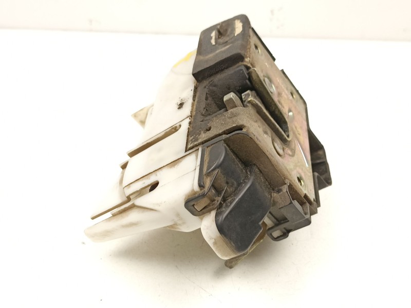 Recambio de cerradura puerta trasera izquierda para volkswagen vento (1h2) 2.0 referencia OEM IAM 1H4839015A  