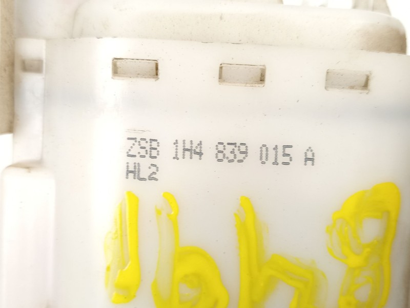 Recambio de cerradura puerta trasera izquierda para volkswagen vento (1h2) 2.0 referencia OEM IAM 1H4839015A  