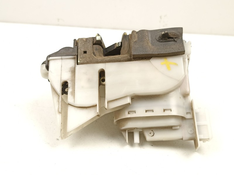 Recambio de cerradura puerta trasera derecha para volkswagen vento (1h2) 2.0 referencia OEM IAM 1H4839016A  