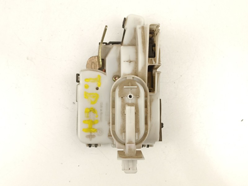 Recambio de cerradura puerta trasera derecha para volkswagen vento (1h2) 2.0 referencia OEM IAM 1H4839016A  