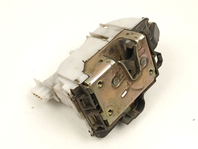 Recambio de cerradura puerta delantera derecha para volkswagen vento (1h2) 2.0 referencia OEM IAM 1H1837016A  