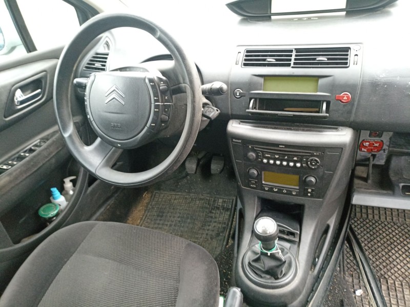 citroën c4 i sedán del año 2010