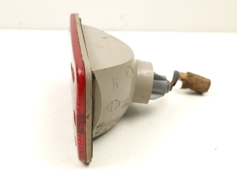 Recambio de piloto trasero derecho paragolpes para ssangyong musso (fj) 2.9 td referencia OEM IAM 8385005100  