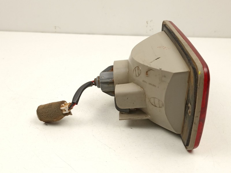 Recambio de piloto trasero derecho paragolpes para ssangyong musso (fj) 2.9 td referencia OEM IAM 8385005100  