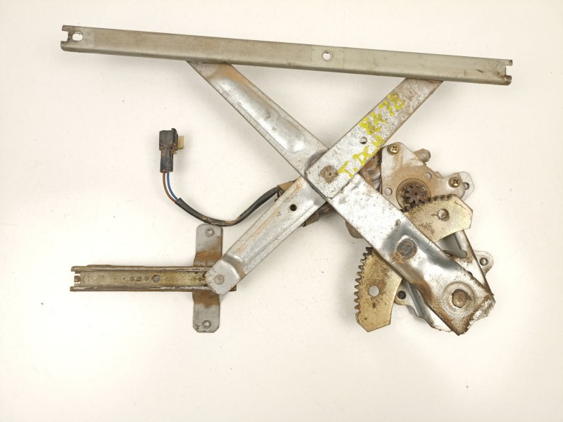 Recambio de elevalunas trasero derecho para ssangyong musso (fj) 2.9 td referencia OEM IAM 7330205101  