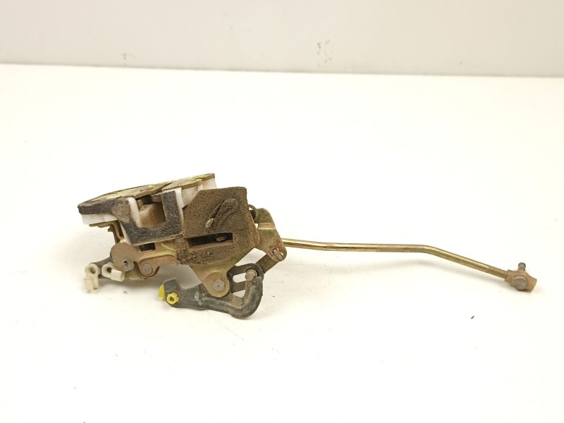 Recambio de cerradura puerta trasera derecha para ssangyong musso (fj) 2.9 td referencia OEM IAM 7130205000  