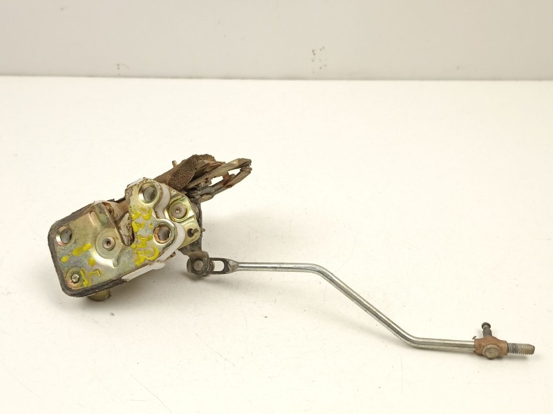 Recambio de cerradura puerta trasera izquierda para ssangyong musso (fj) 2.9 td referencia OEM IAM 7130105000  