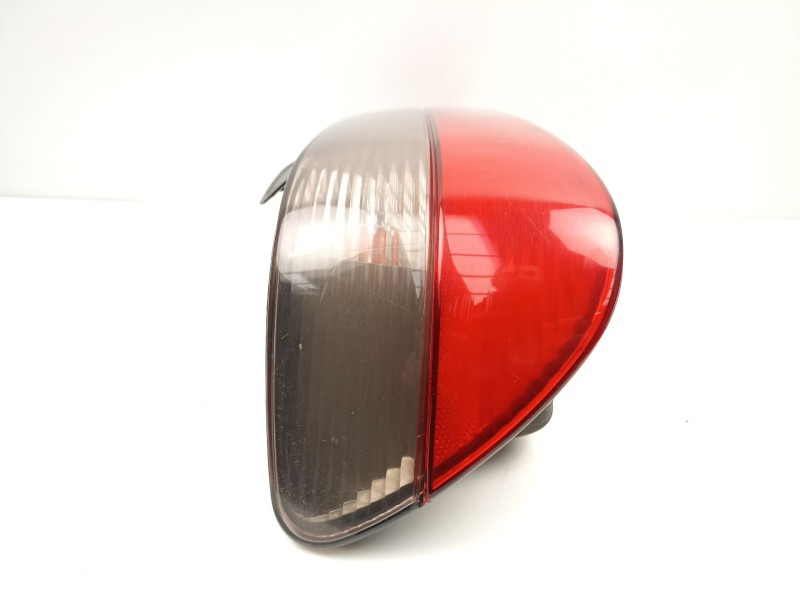 Recambio de piloto trasero izquierdo para peugeot 406 (8b) 1.8 16v referencia OEM IAM 6350E8  