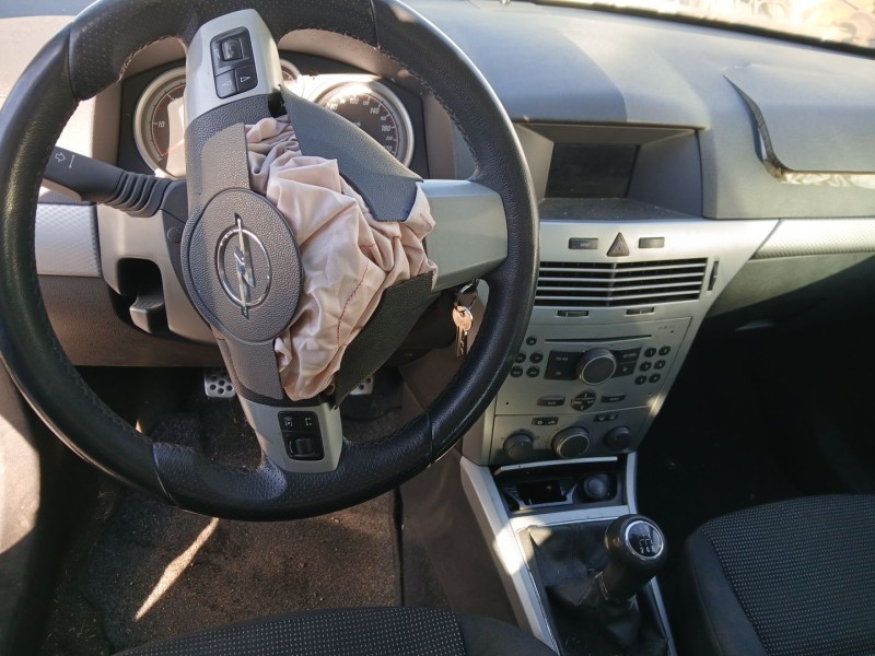 opel astra h (a04) del año 2006