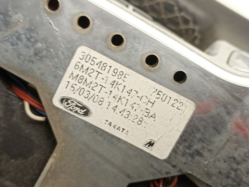 Recambio de volante para ford mondeo 2.0 tdci referencia OEM IAM 6M2T14K147CH  M8M2T14K147BA