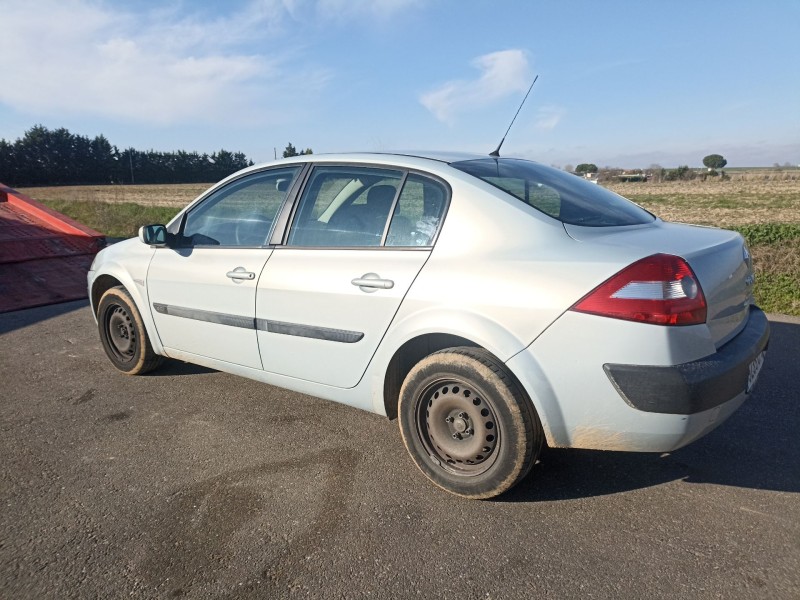 renault megane ii sedán (lm0/1_) del año 2003