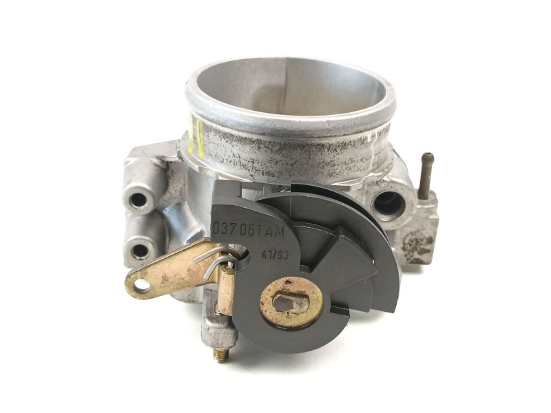 Recambio de caja mariposa para volkswagen vento (1h2) 2.0 referencia OEM IAM 037133061AM  