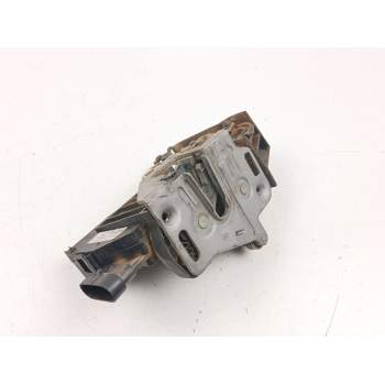 CERRADURA PUERTA TRASERA DERECHA A1637302235 