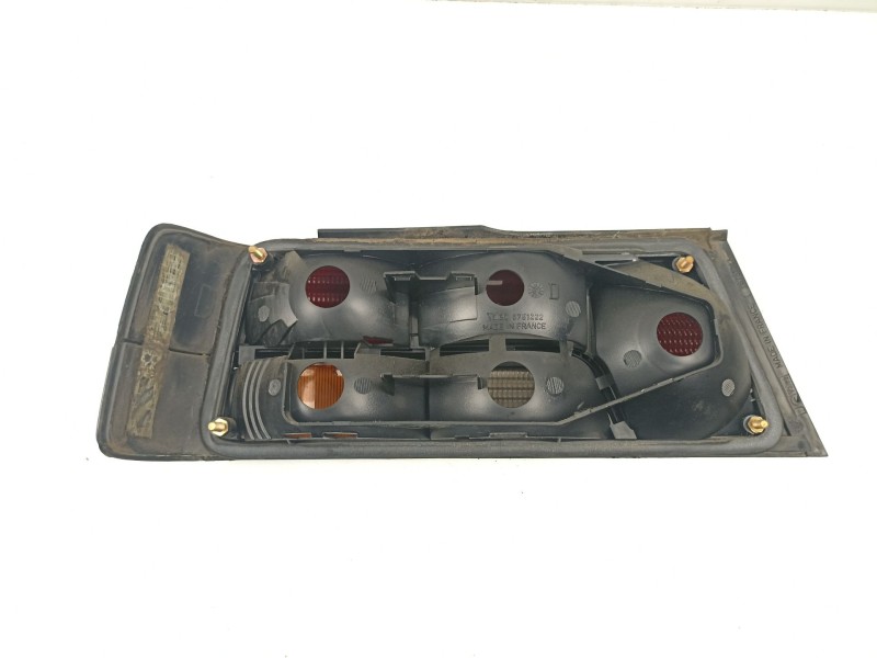 Recambio de piloto trasero derecho para peugeot 405 i (15b) 1.9 referencia OEM IAM 635163  