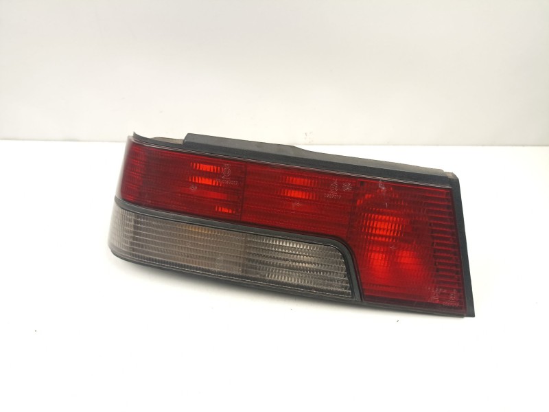 Recambio de piloto trasero izquierdo para peugeot 405 i (15b) 1.9 referencia OEM IAM 635063  