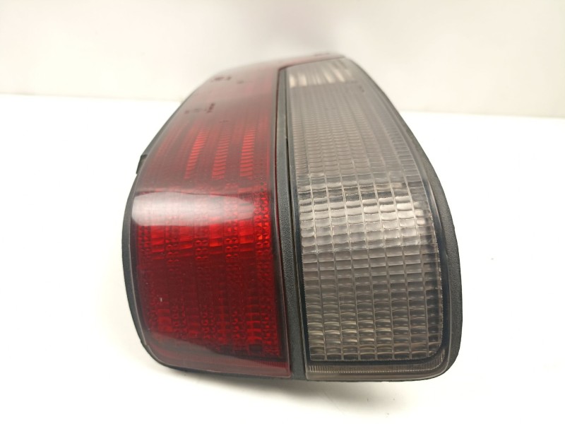 Recambio de piloto trasero izquierdo para peugeot 405 i (15b) 1.9 referencia OEM IAM 635063  