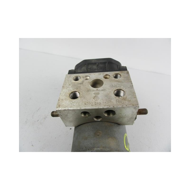 Recambio de abs : renault clio : 1.1 g [2001] para renault clio 1.1 g referencia OEM IAM 8200085584  