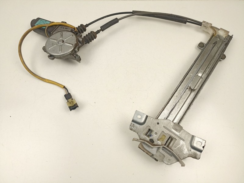 Recambio de elevalunas trasero izquierdo para kia shuma i (fb) 1.5 i 16v referencia OEM IAM 0K2A273560C  