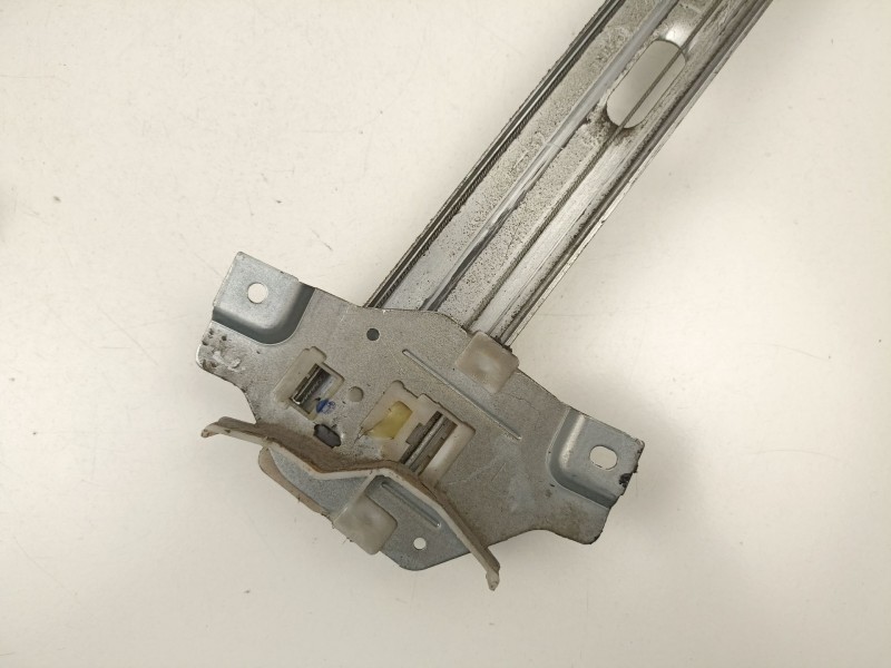 Recambio de elevalunas trasero izquierdo para kia shuma i (fb) 1.5 i 16v referencia OEM IAM 0K2A273560C  